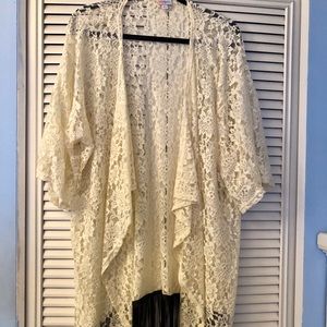LulaRoe Monroe Kimono